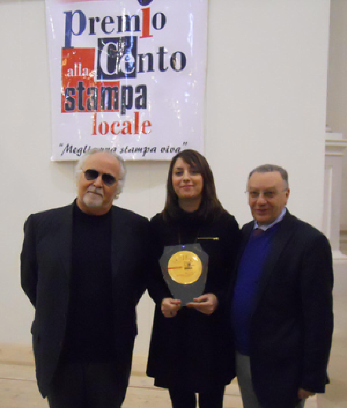 Premio Cento Stampa Locale 2012 a √i√i - 