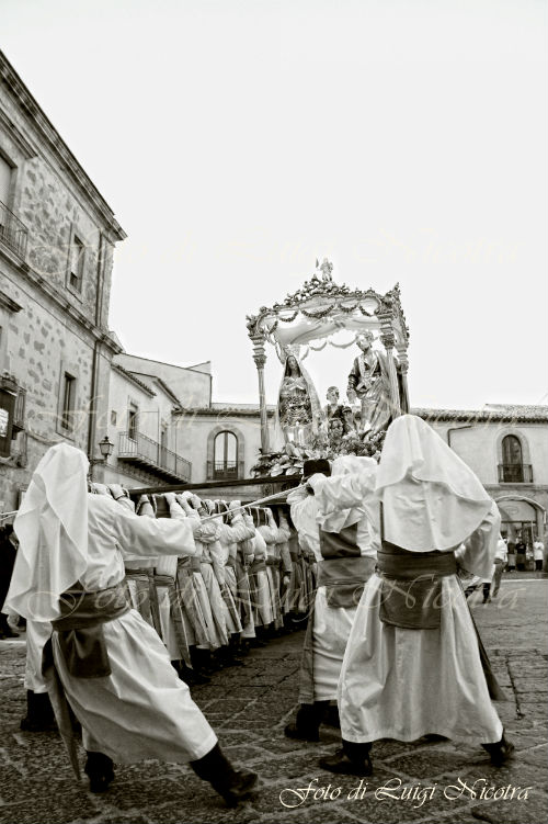 Enna. U Santu Patriarca: San Giuseppe - Le tavolate