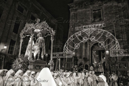 Enna. U Santu Patriarca: San Giuseppe - Le tavolate