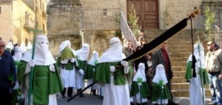Enna. La festa di Maria SS. di Valverde (ultima domenica di agosto) - video processione