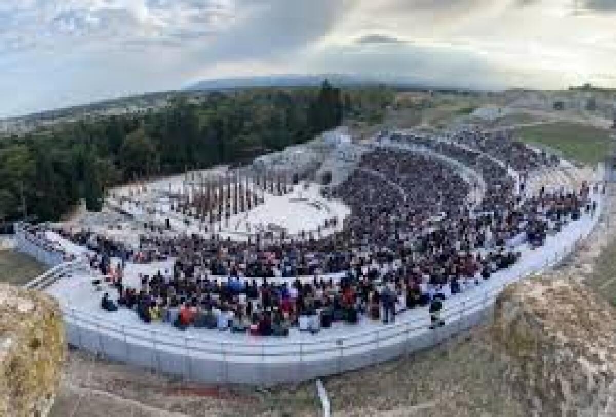Spettacoli Classici 2014 al teatro Greco di Siracusa - 