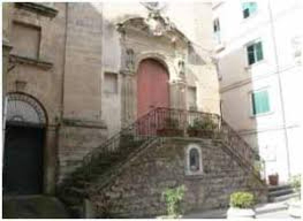 Enna. E’ chiusa da mezzo secolo la chiesa di Santa Teresa del Bambino Gesù - 