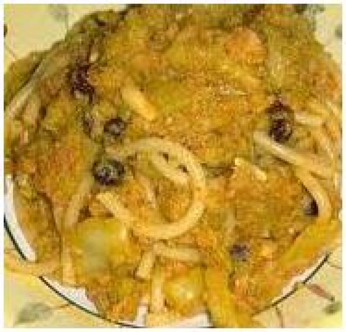 Bucatini con il cavolfiore  (bucatini con broccolo arriminatu) - 