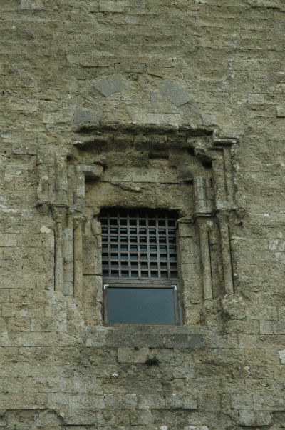 particolare-finestra-primo-piano-esterno