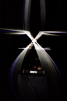 Enna √i√i: SPACETIME HELIX, torre di Federico: uno spettacolo di scultura-luce-suono