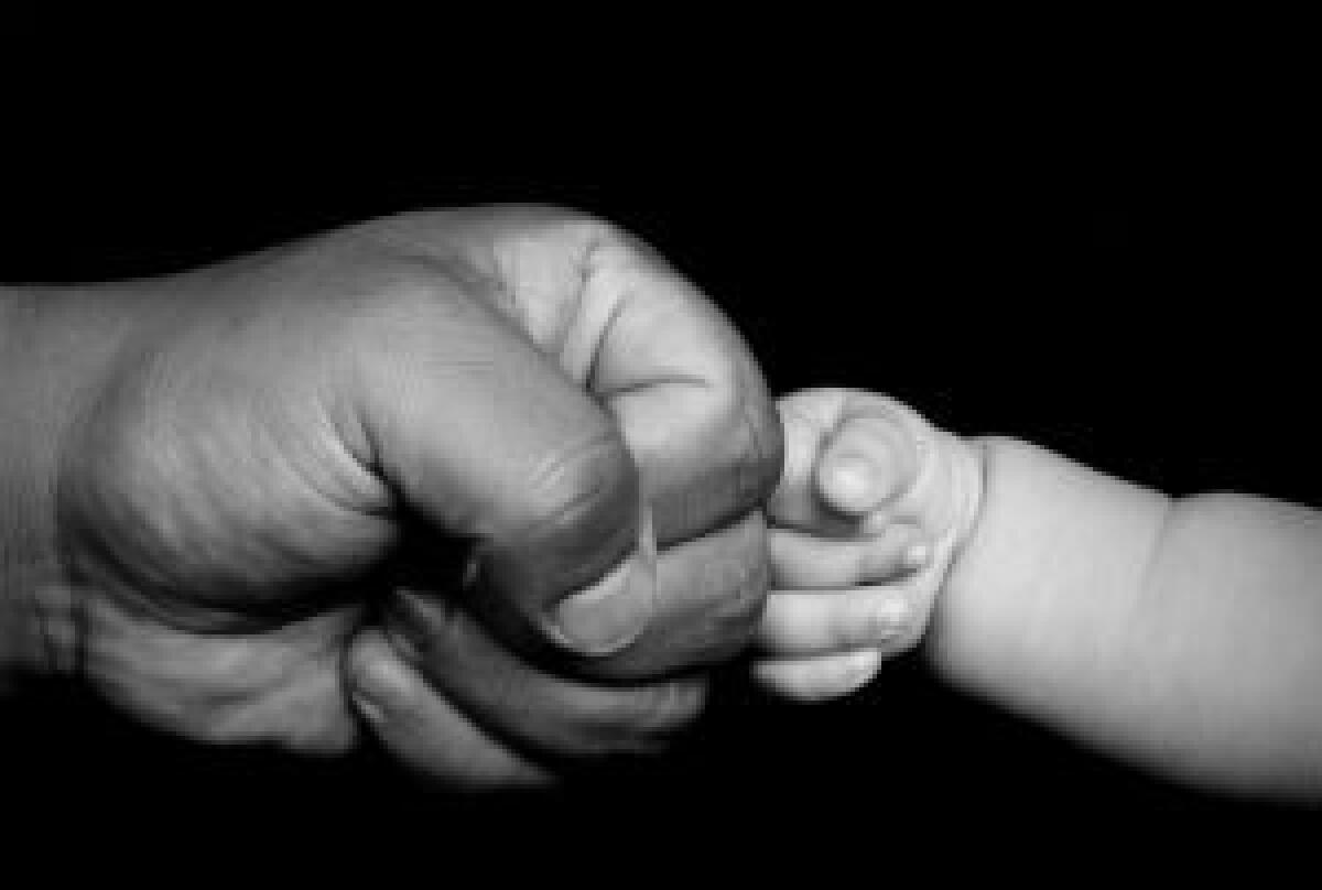 Mio figlio assomiglia tutto al padre! - 