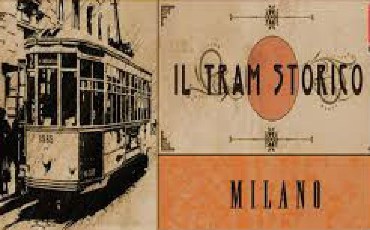 Su un tram affollato un ragazzo... - 