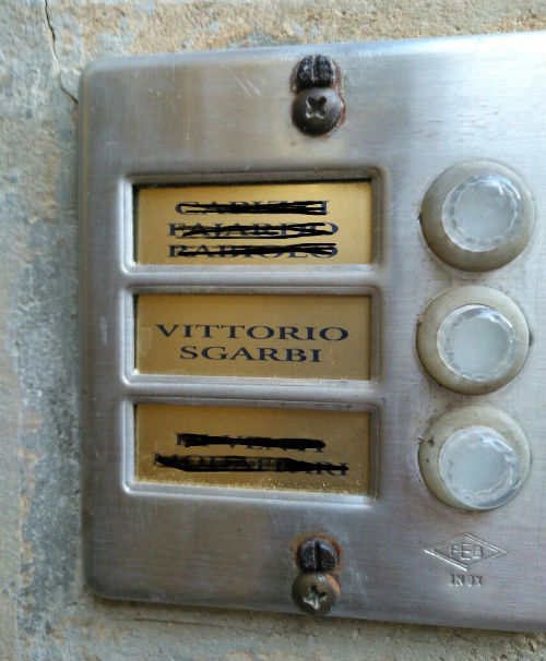 Calascibetta acquista un nuovo cittadino: Vittorio Sgarbi