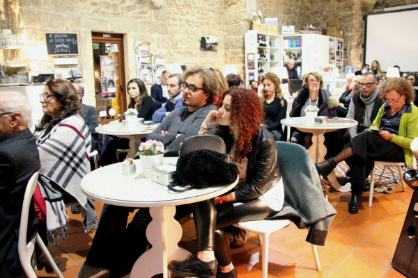 Violenza di genere. √i√i - Caffè letterario Al Kenisa e SiciliaNewsTv, convegno: "Prede da cacciare"