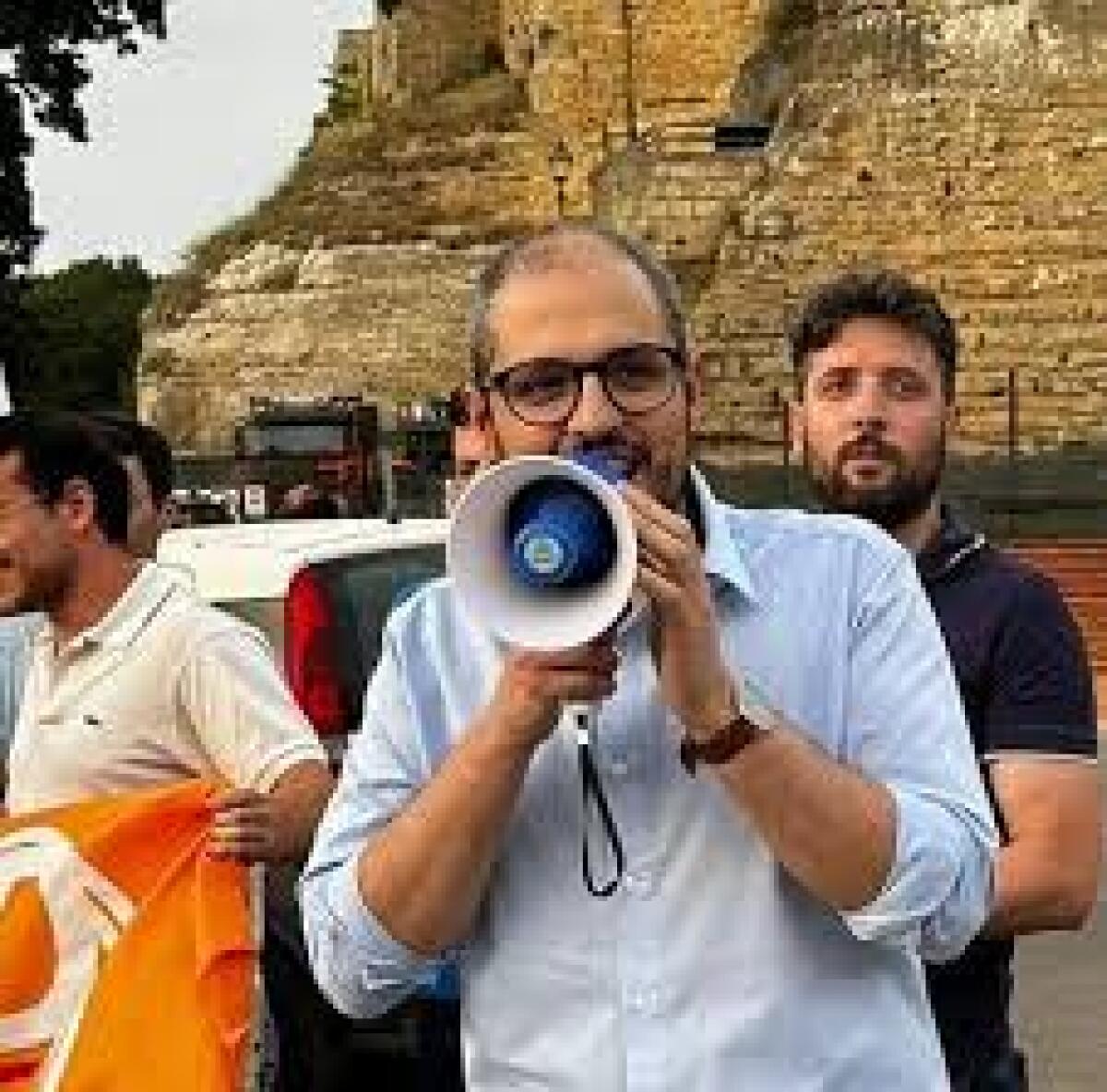 √i√i - Politica. Lillo Maria Colaleo (LeU) eletto deputato al parlamento  grazie all'addendum. On Elena Pagana (M5S) verso il gruppo misto all'ARS? - 