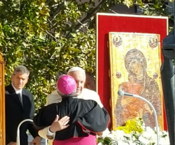 Papa Francesco a Piazza Armerina: “Non sono poche le piaghe che vi affliggono" - foto e video