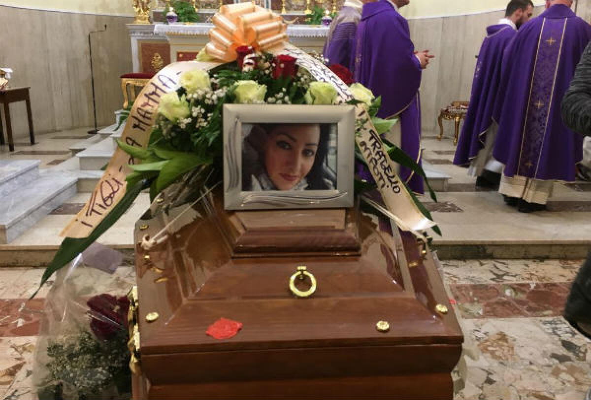 Cronaca di un femminicidio a Catenanuova: “Nun facimu arridiri i genti” - 