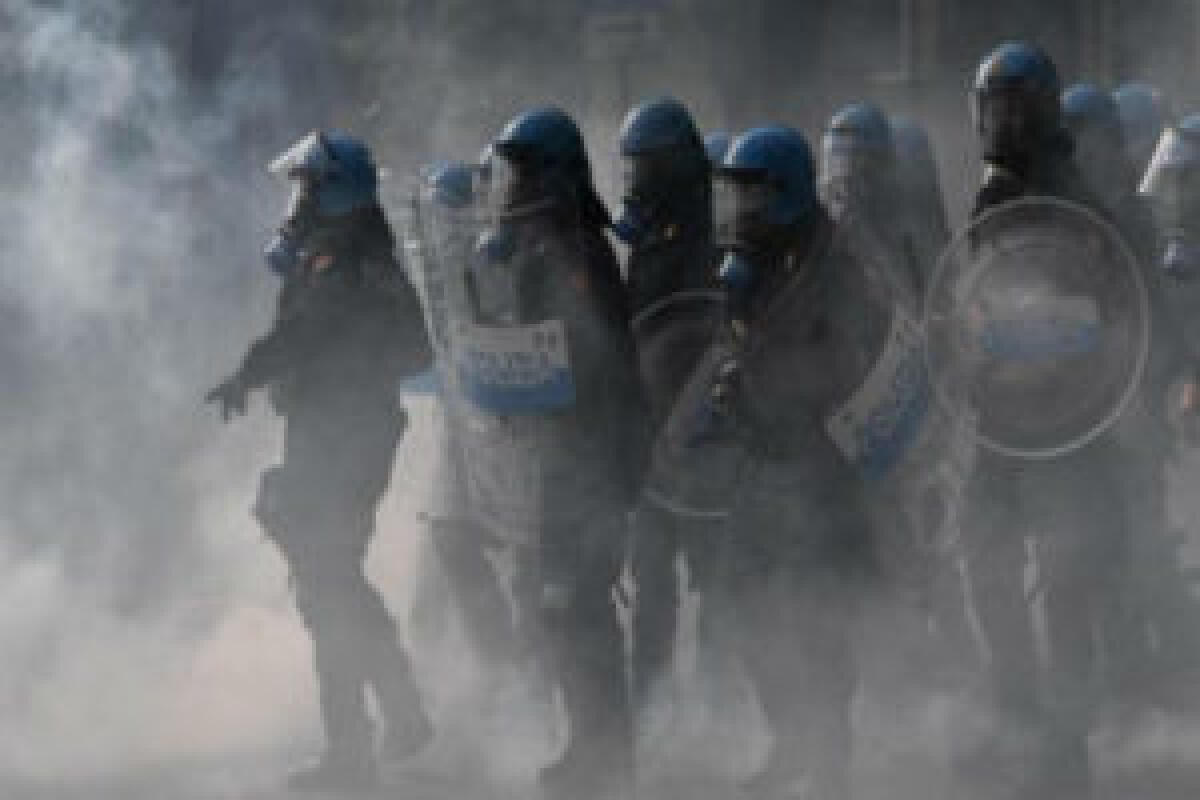 Poliziotti violenti - 