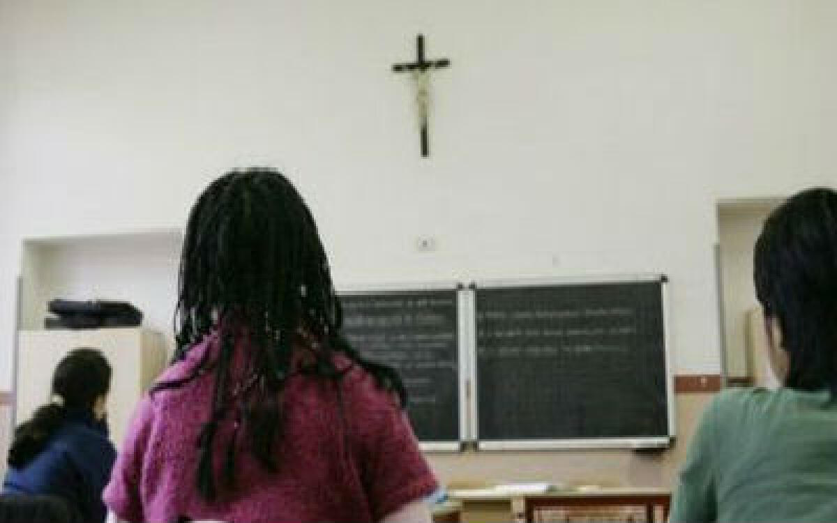 Crocifissi e cretini - 