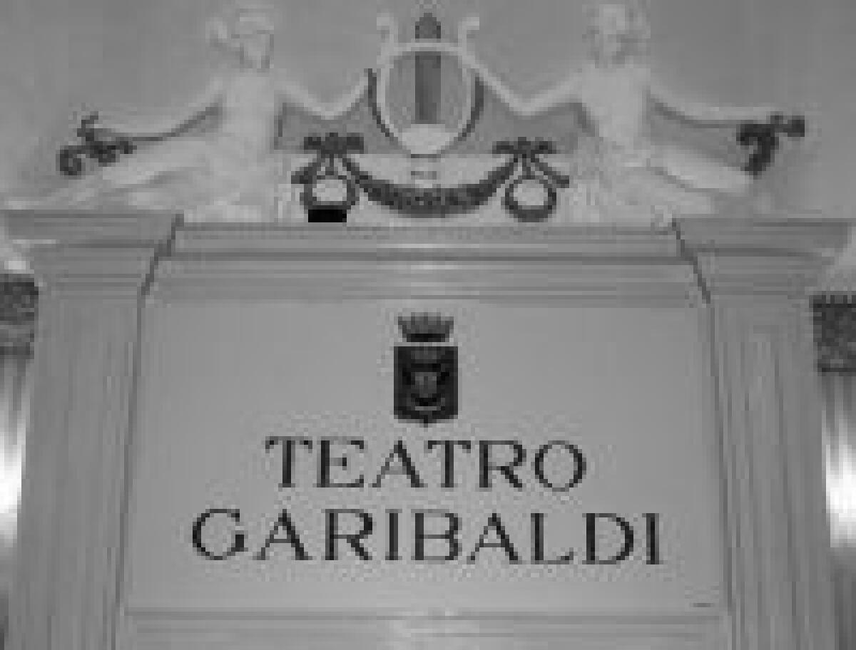 Enna. Gran ballo di San Silvestro al teatro comunale Garibaldi, il gran veglione di fine d’anno... - 
