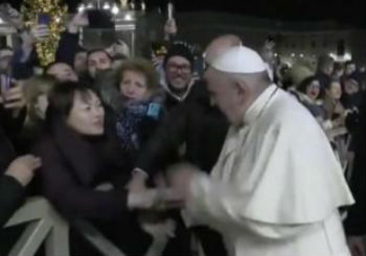 Anche il Papa si… - 