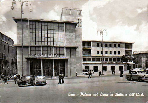 I profondi cambiamenti urbanistici di Enna (foto antiche)