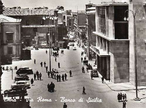 I profondi cambiamenti urbanistici di Enna (foto antiche)