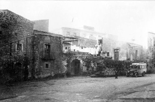 I profondi cambiamenti urbanistici di Enna (foto antiche)