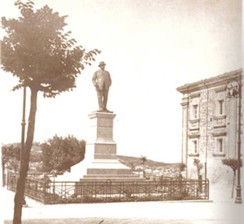 I profondi cambiamenti urbanistici di Enna (foto antiche)