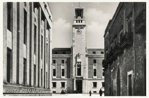 I profondi cambiamenti urbanistici di Enna (foto antiche)