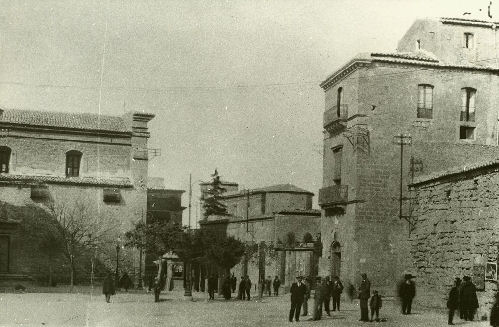 I profondi cambiamenti urbanistici di Enna (foto antiche)