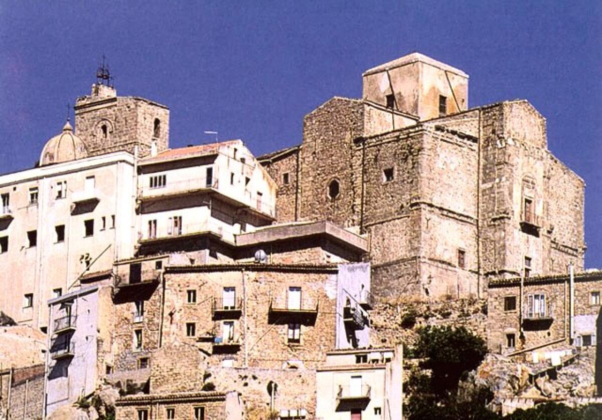 Troina: castello di Ruggero - 