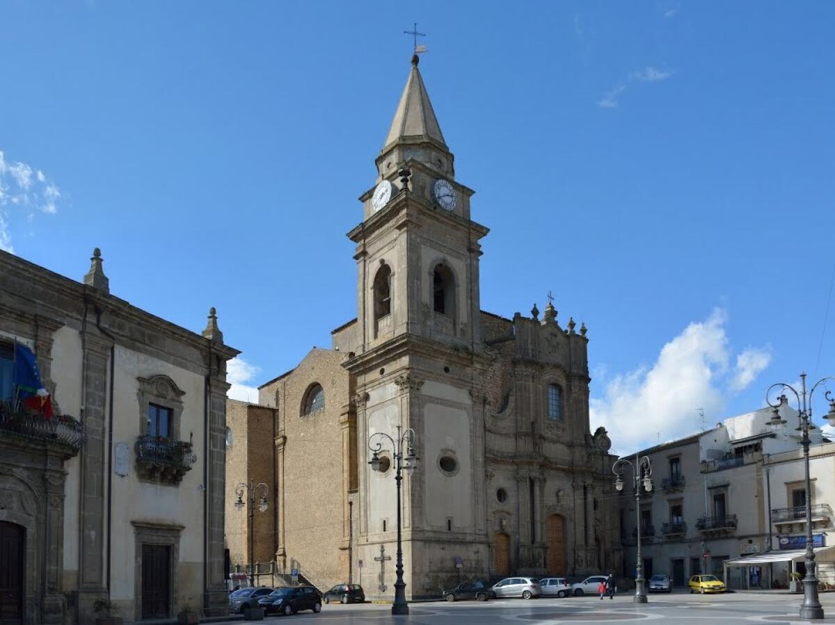 Regalbuto: le Chiese - 