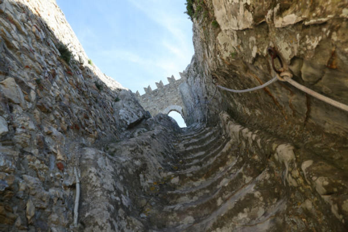 Nozze medievali al Castello di Sperlinga - 