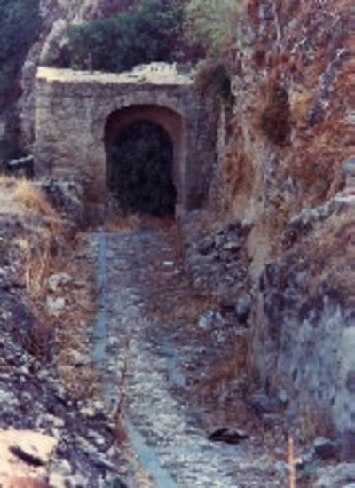 Enna. Itinerario storico naturalistico di Janniscuro - 