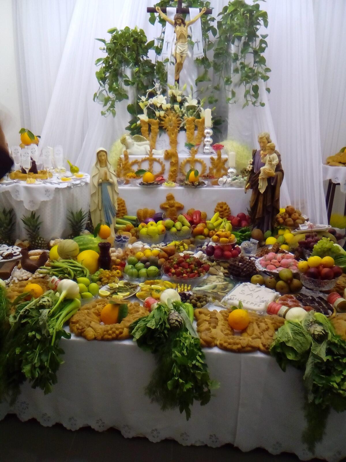 Leonforte: le tavolate di San Giuseppe - 