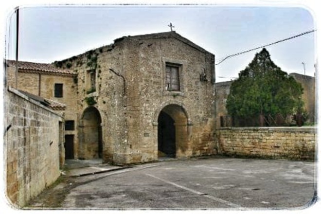 √i√i - Secondo vax day, oggi vaccinazioni nel piazzale antistante il cimitero comunale di Enna