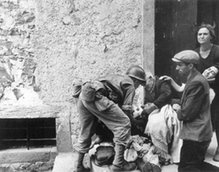 Troina: inaugurato il Museo della fotografia di Robert Capa