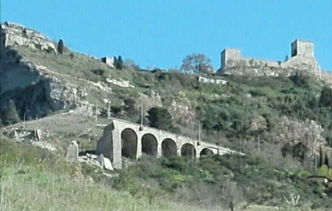 Enna. Sindaco Dipietro all’angolo su “città universitaria” e “panoramica”