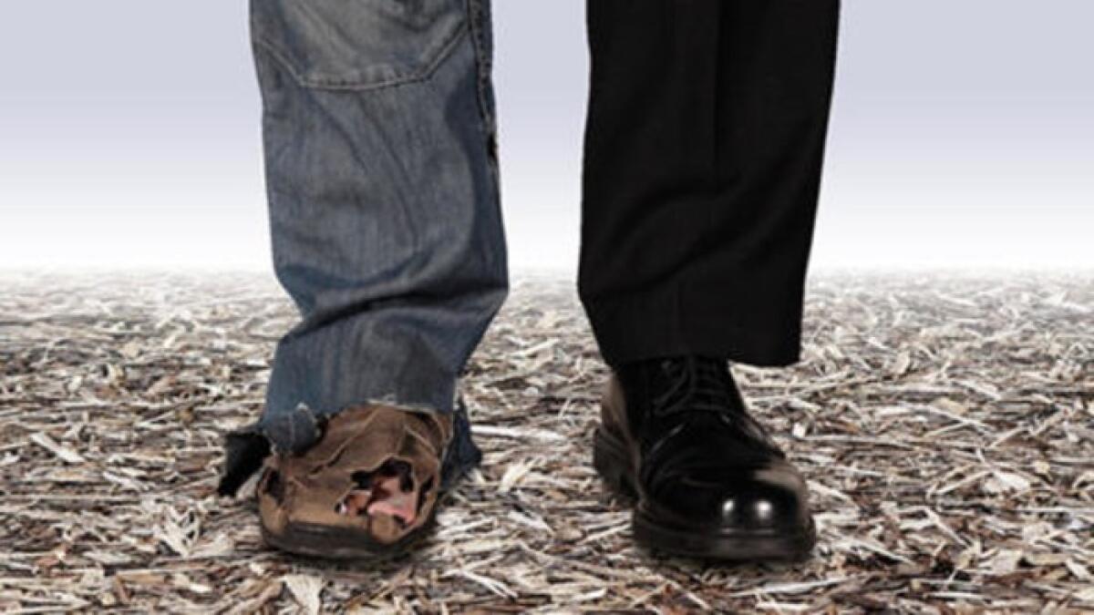 Alberi coperti e poveri al freddo - 