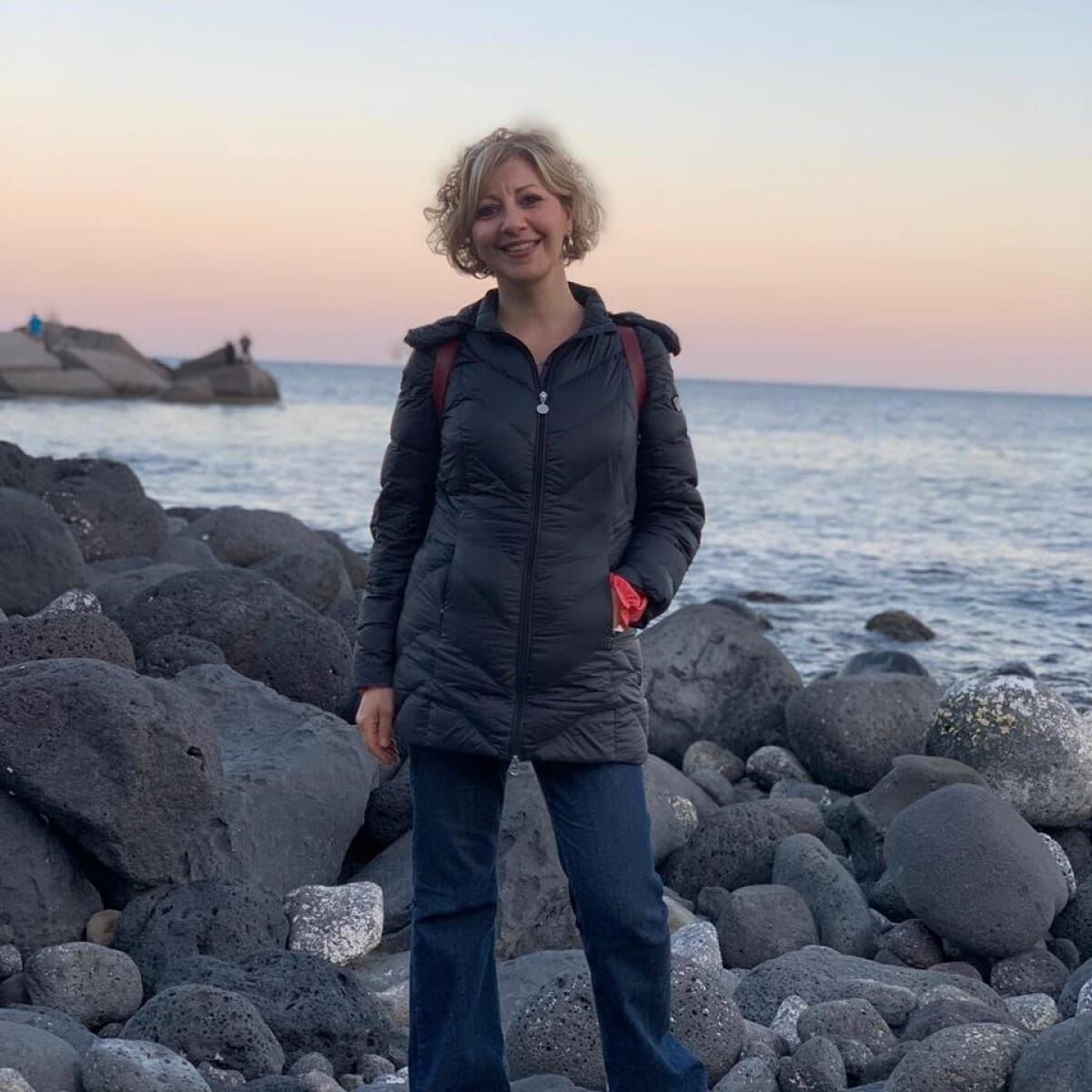 Ester Bonelli, Camminando al buio - 