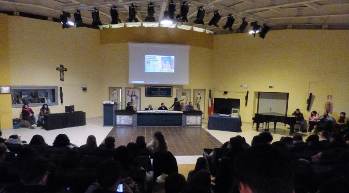 A Leonforte e Nicosia presentato il libro “Un prete contro la mafia" di Danilo Procaccianti - 