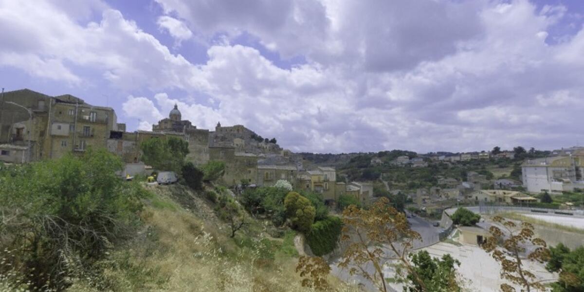 Frane: Piazza Armerina, in gara la messa in sicurezza di piazza Falcone-Borsellino - 