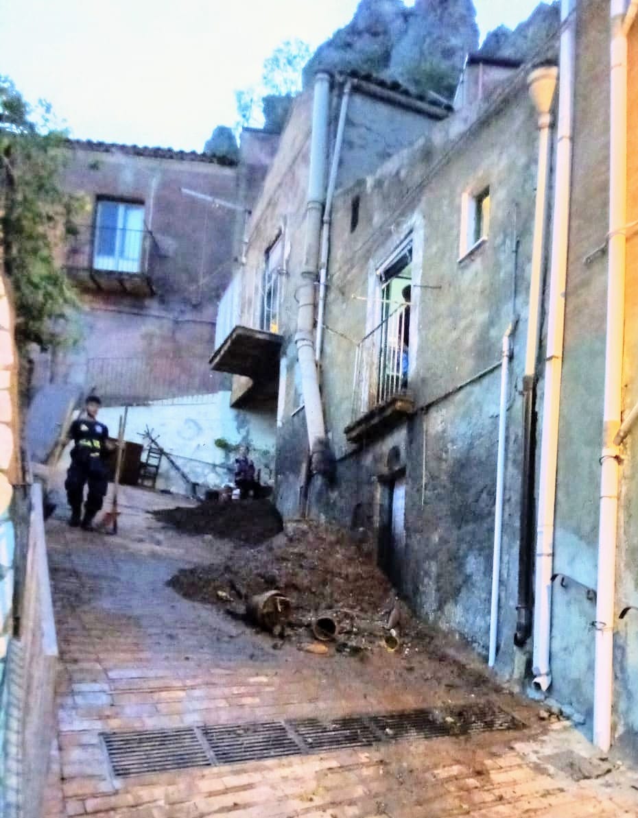 Nubifragio a Gagliano Castelferrato - foto