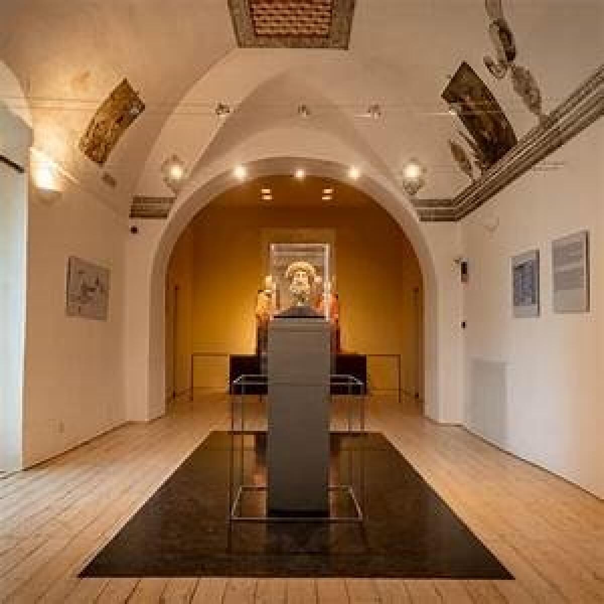 Aidone “Il Museo Rivive…Gli Dei Raccontano”: visite teatralizzate del museo archeologico con gli attori di Marco Savatteri - 