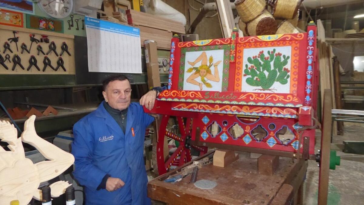 Nicosia. Il carretto siciliano del Maestro Carmelo Sillicato sbarca negli USA - 