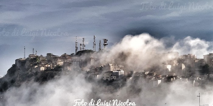 "a paisana" la nebbia di Enna