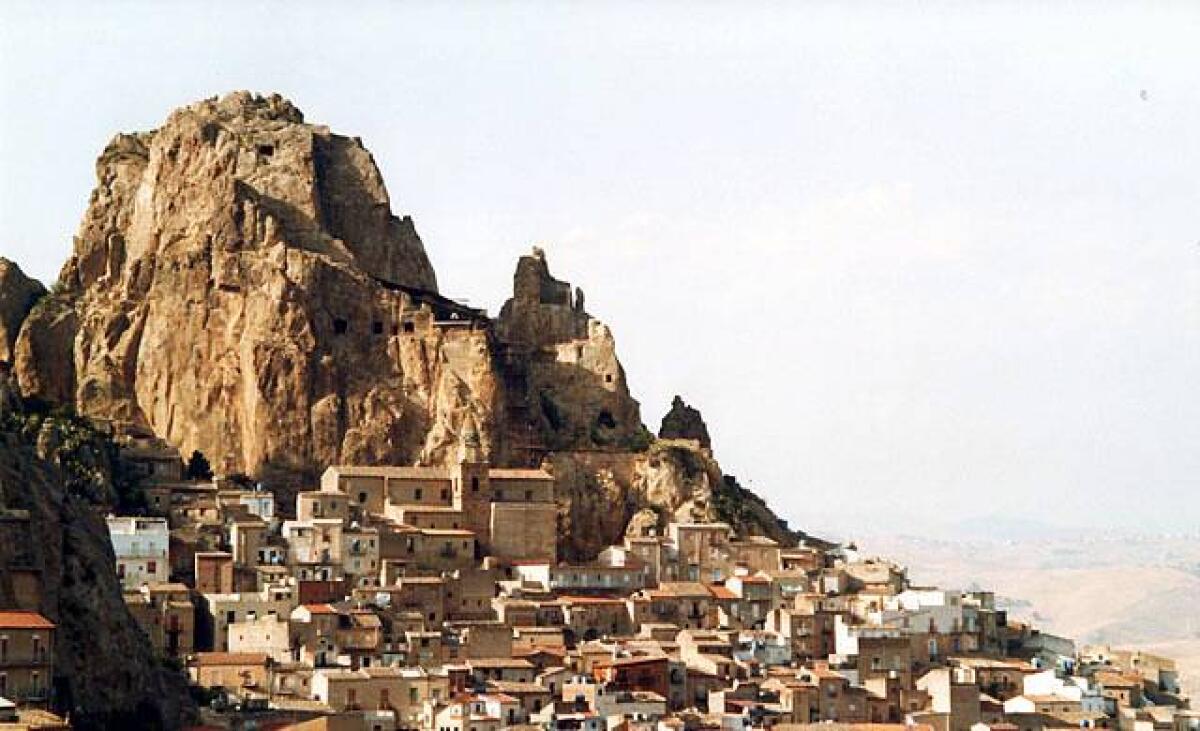 Il castello di Gagliano C.to - 