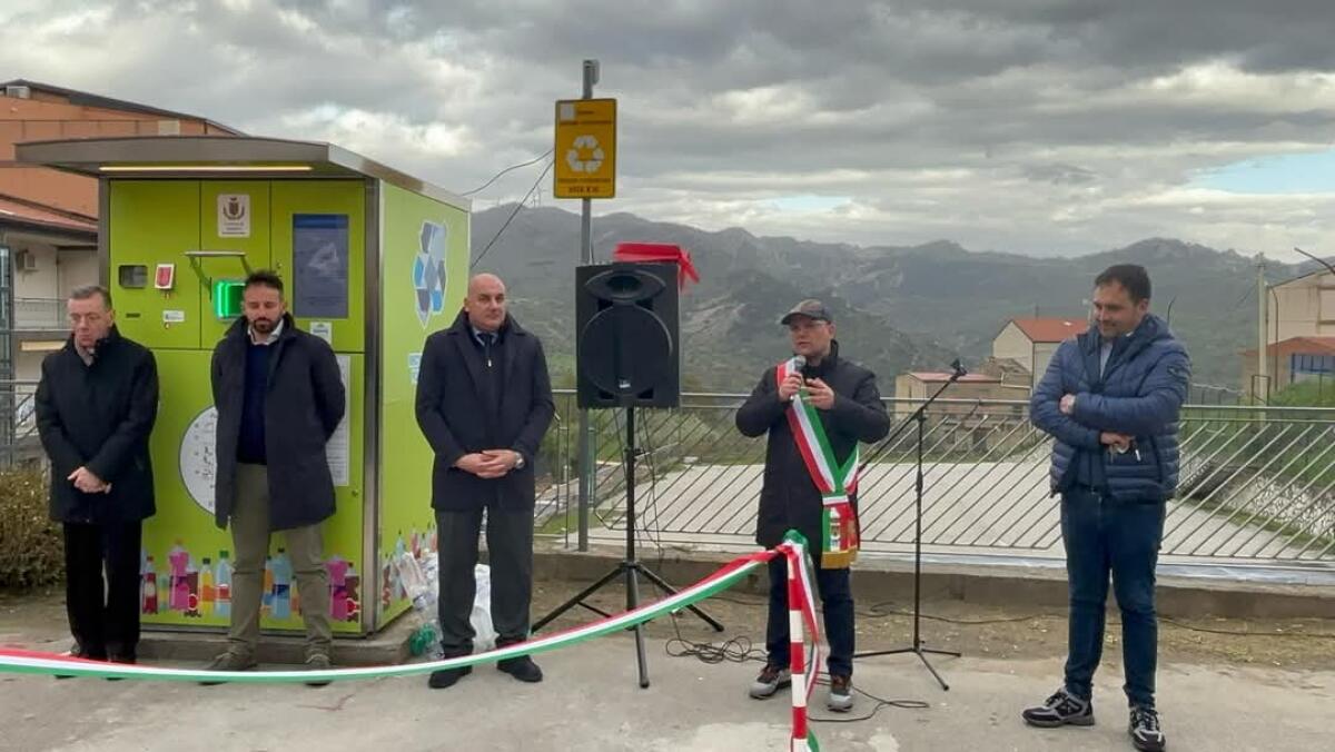 A Gagliano C.to installati due ecocompattatori mangiaplastica - 