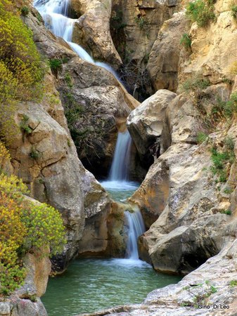 Centuripe. Riserva Naturale Integrale delle Forre Laviche del Simeto e il Ponte dei Saraceni
