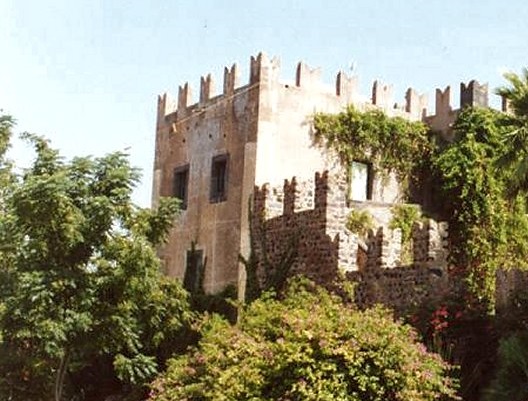 Centuripe. Il Borgo e il Castello di Carcaci