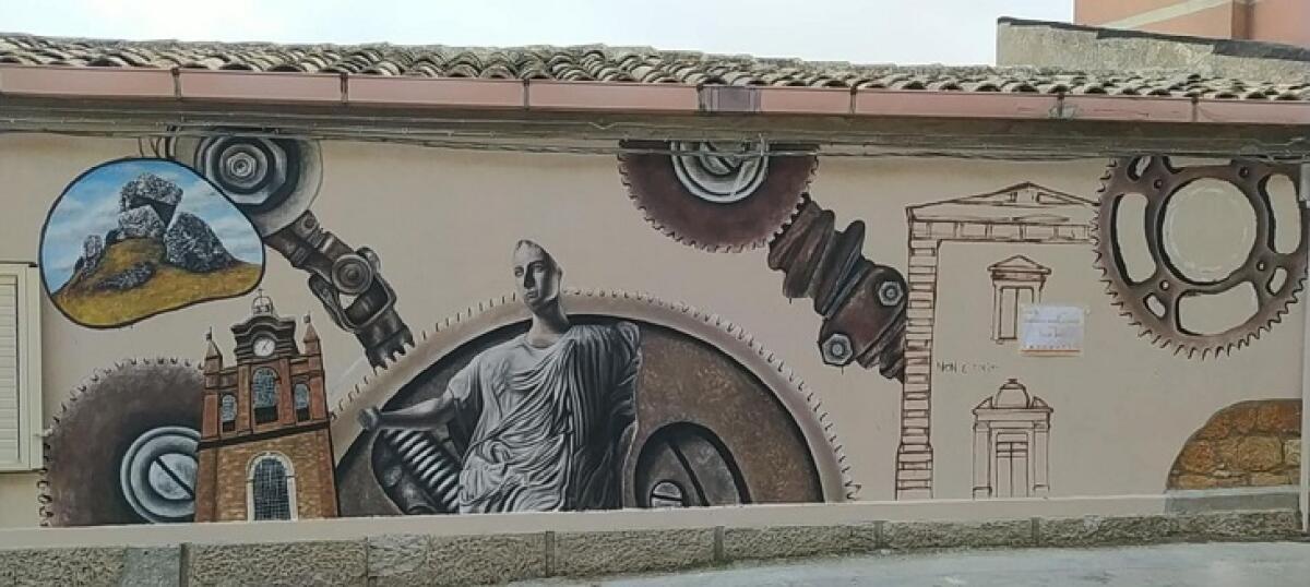 Aidone. Un murale-ingranaggio di Priscilla Spatola, realizzato con vernici amiche dell’ambiente, a conclusione del progetto I semi di Demetra - 