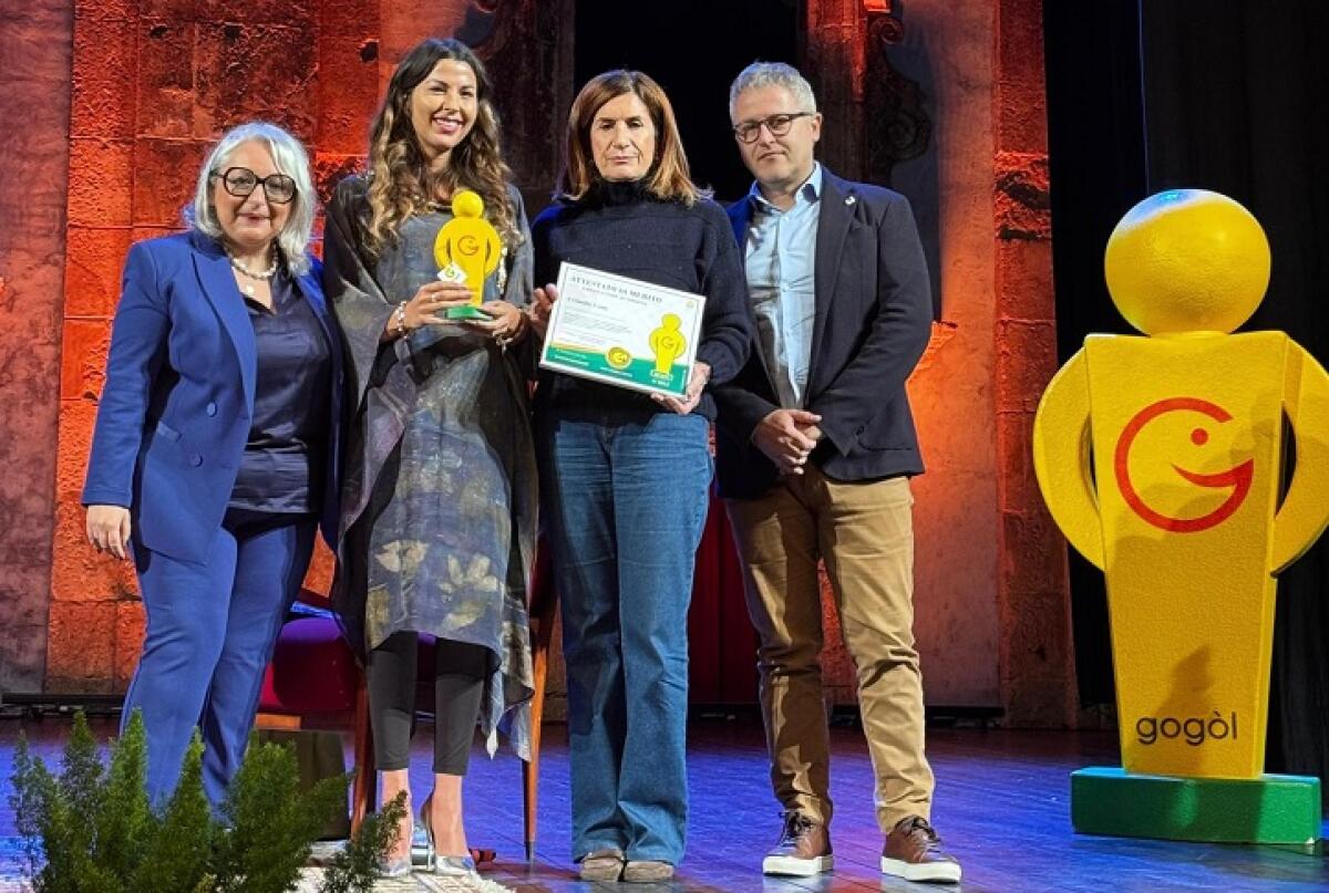 Il Prefetto consegna il Gogòl a Claudia Conte: “Impegno coraggioso per l’infanzia” - 