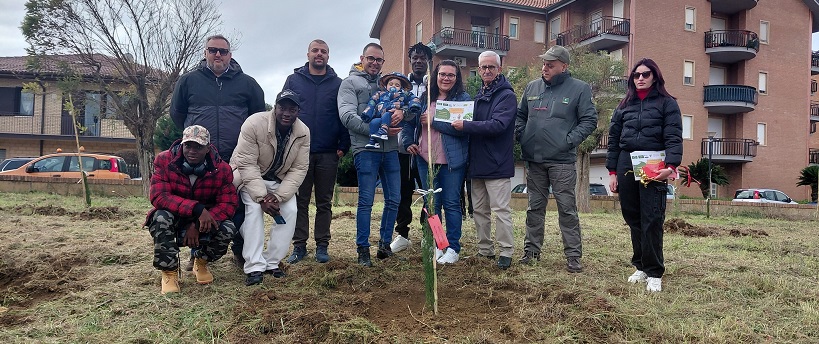 Aidone: “Un albero per ogni nato” piantumati 18 alberelli tanti quanti i nati del 2024