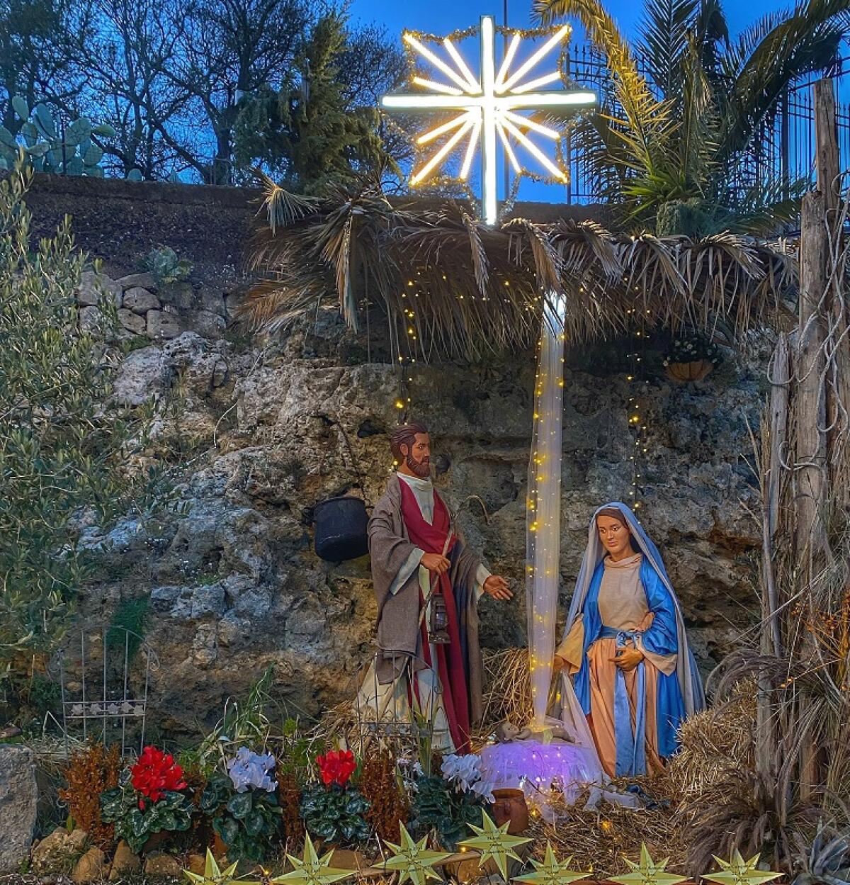 Aidone: presepe monumentale della confraternita Maria Santissima Annunziata - 